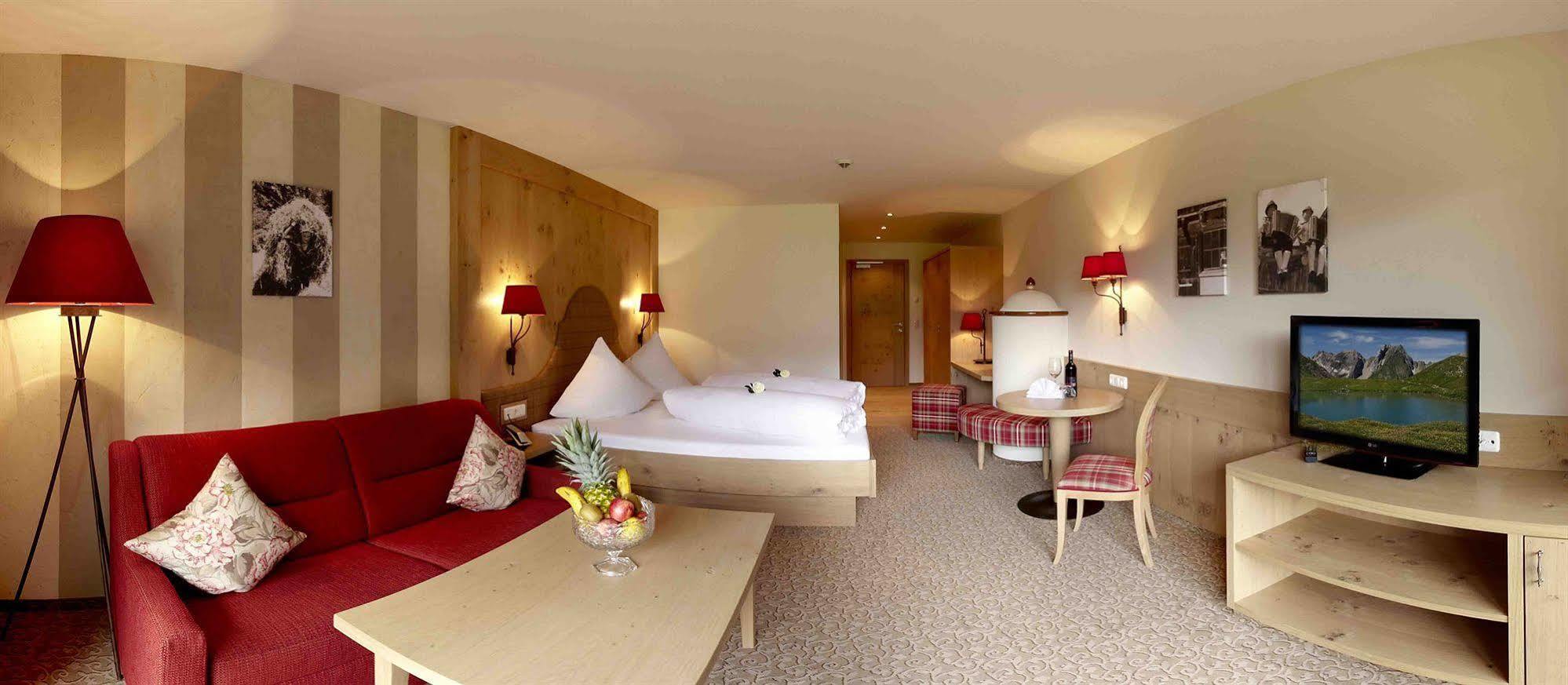 Hotel Post บาค ภายนอก รูปภาพ