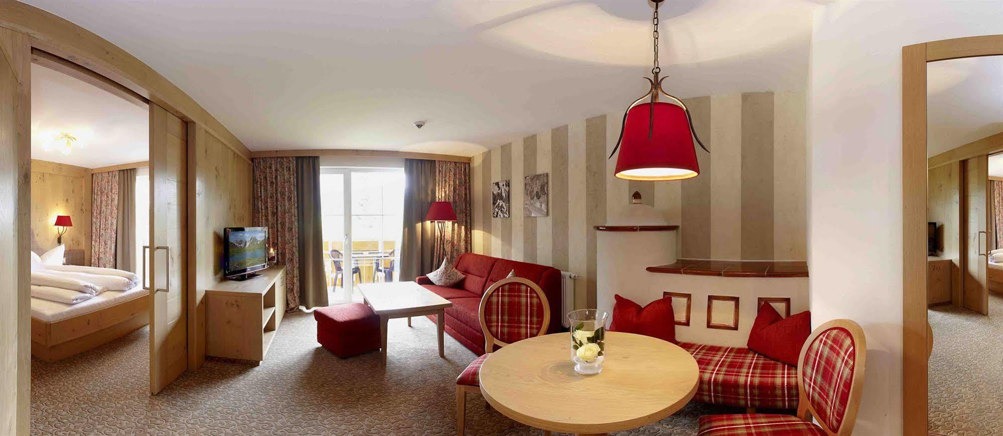 Hotel Post บาค ภายนอก รูปภาพ